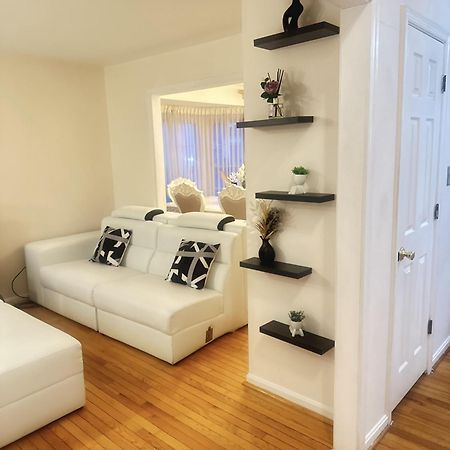 Special Rate Worthy Posh And Magnificent 4 Bedrooms And Two & Half Bath Greenbelt Εξωτερικό φωτογραφία