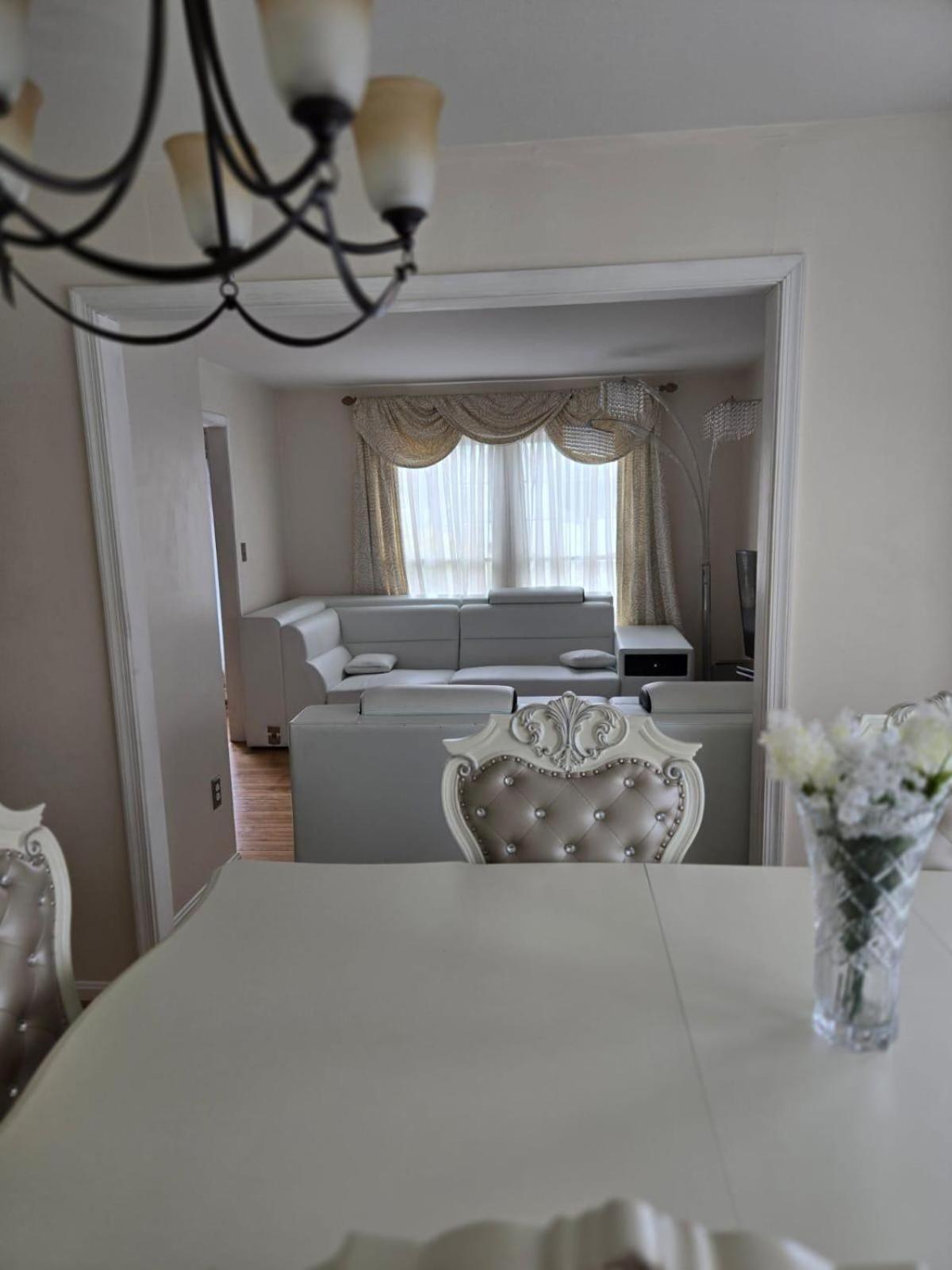 Special Rate Worthy Posh And Magnificent 4 Bedrooms And Two & Half Bath Greenbelt Εξωτερικό φωτογραφία