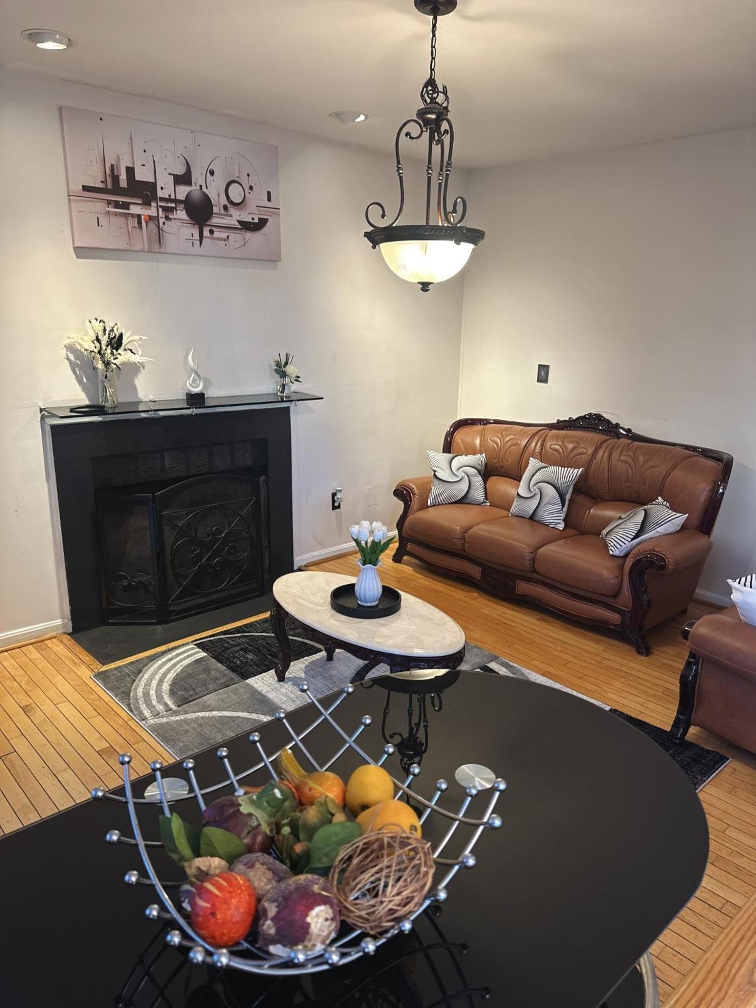 Special Rate Worthy Posh And Magnificent 4 Bedrooms And Two & Half Bath Greenbelt Εξωτερικό φωτογραφία